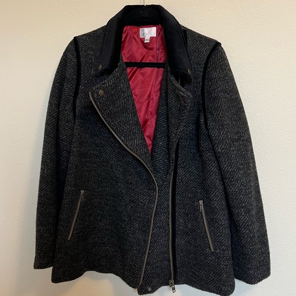 Volcom Grey & Black Tweed Car Coat with Red Lining - Size M (EUC) - Picture 4 of 11